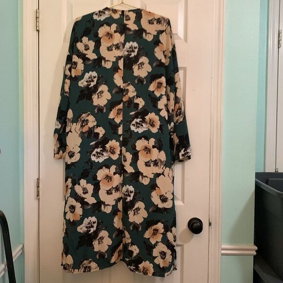 Peach Love California Green And Floral Kimono Size Medium/Large - Picture 4 of 5